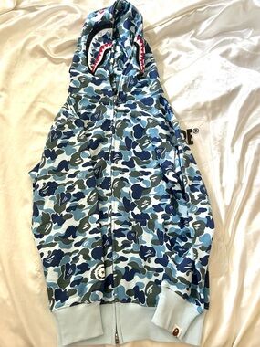 Men’s Zip-up Jacket/Hoodie